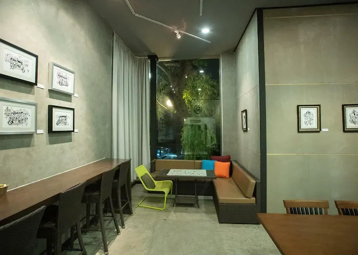 Third Rock Bed & Breakfast Bangkok